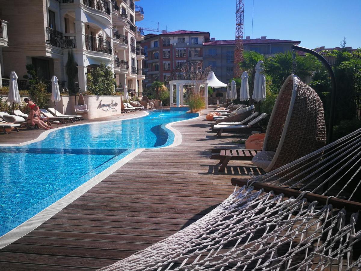 Harmony Suites Apartment Sveti Vlas Bagian luar foto