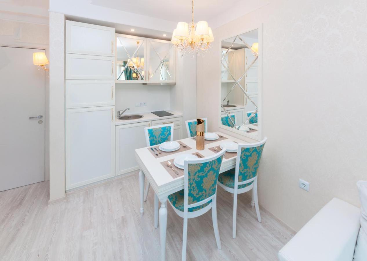 Harmony Suites Apartment Sveti Vlas Bagian luar foto