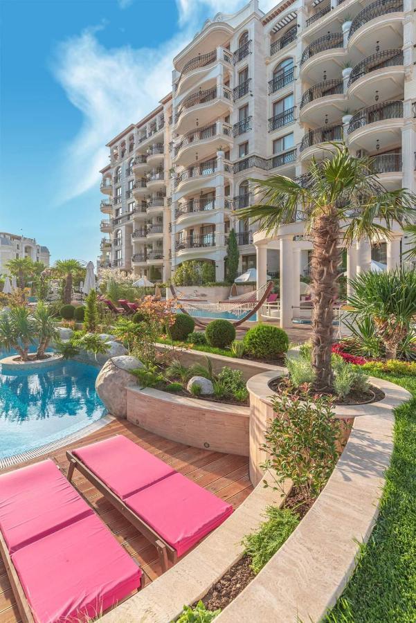 Harmony Suites Apartment Sveti Vlas Bagian luar foto