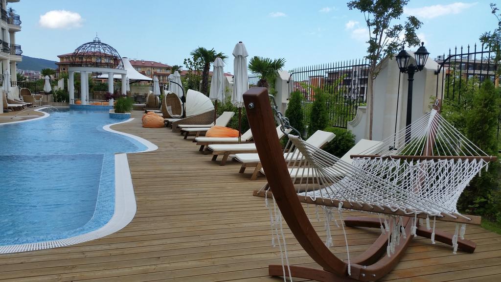 Harmony Suites Apartment Sveti Vlas Bagian luar foto
