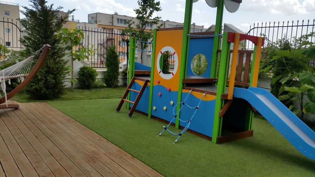 Harmony Suites Apartment Sveti Vlas Bagian luar foto